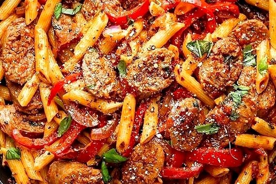 امشب شام چی بپزم؟ | طرز تهیه پاستا با سوسیس دودی و سس ایتالیایی