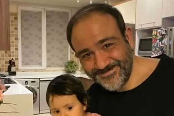 گریه های مهران غفوریان روی آنتن زنده اشک همه را درآورد | خاطره دردناک مهران غفوریان چه بود؟