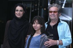 تصاویر مراسم خاکسپاری داریوش مهرجویی و همسرش | عکس دردناک از قبر مهرجویی | ضجه های دردناک هنرمندان در مراسم