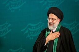 پسران سیدابراهیم رئیسی در کنار پدر | مراسم وداع با رئیس جمهور