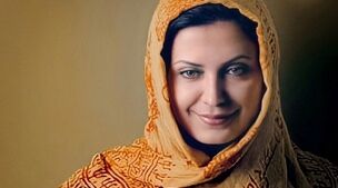 لعیا زنگنه ام خودشو زیر تیغ جراحی برد |  رونمایی لعیا زنگنه از چهره بعد از عمل بینی اش + عکس لعیا زنگنه در مطب زیبایی