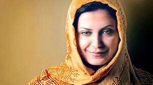 لعیا زنگنه ام خودشو زیر تیغ جراحی برد |  رونمایی لعیا زنگنه از چهره بعد از عمل بینی اش + عکس لعیا زنگنه در مطب زیبایی