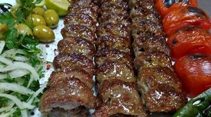 امروز ناهار چی بپزم؟ | طرز تهیه کباب کوبیده رستورانی در خانه با طعم و بوی ریحون