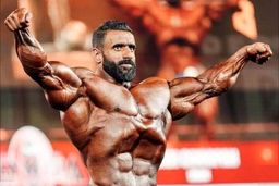 این پست هادی چوپان خبرساز شد+عکس