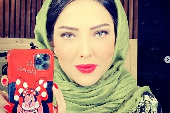 عکس جشن عقد لیلا اوتادی در روز ولادت حضرت محمد منتشر شد | لیلا خانوم چه لباس عقد اروپایی و گرون قیمت نایسی هم پوشیدن! + عکس جدید