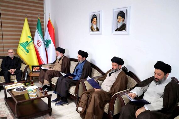 تجمع فرزندان آیت الله خامنه ای در دفتر حزب الله