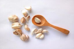 کاهش چربی خون با 10 ماده غذایی چرب!