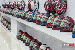 خرید کلاه کاسکت اصل؛ ایمنی، راحتی و انتخاب هوشمندانه از شهر موتور اصفهان
