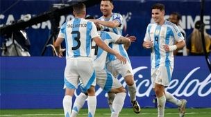 مسی جای علی دایی را می گیرد