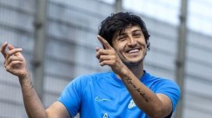 چرا سردار آزمون اخراج شد؟