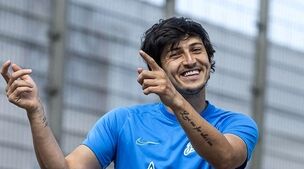 چرا سردار آزمون اخراج شد؟