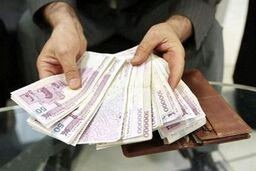 خبر خوش وزیر برای افزایش حقوق کارمندان | حقوق کارمندان چقدر بالا می‌رود؟