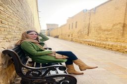 آغاز بازیگری بهنوش طباطبایی