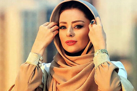 عکس خانم بازیگر با مینی اسکارف کنار خواننده آمریکایی غوغا کرد + عکس