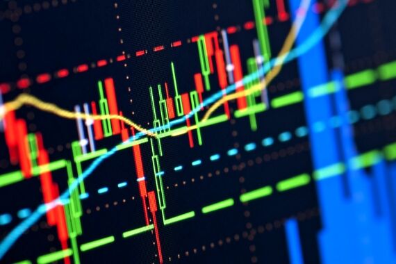 اساسی‌ترین ستون‌های تحلیل تکنیکال و موفقیت معاملاتی: از حمایت و مقاومت تا تسلط بر روند و انتخاب بروکر
