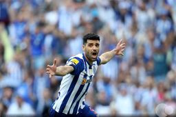 مهدی طارمی رسما در پورتو ماندنی شد